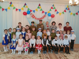 Тематический праздник "Наша армия самая сильная" Тематический праздник "Наша армия самая сильная".